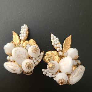 Vintage Alice Caviness Earrings White & Gold Pre-owned